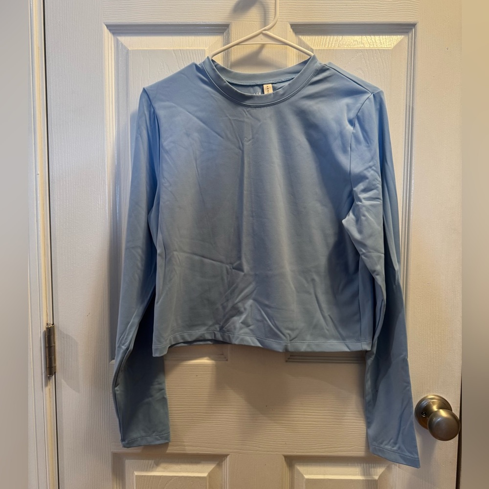 Women’s Aeropostale Sky Blue Long Sleeve Activewear Top: XL